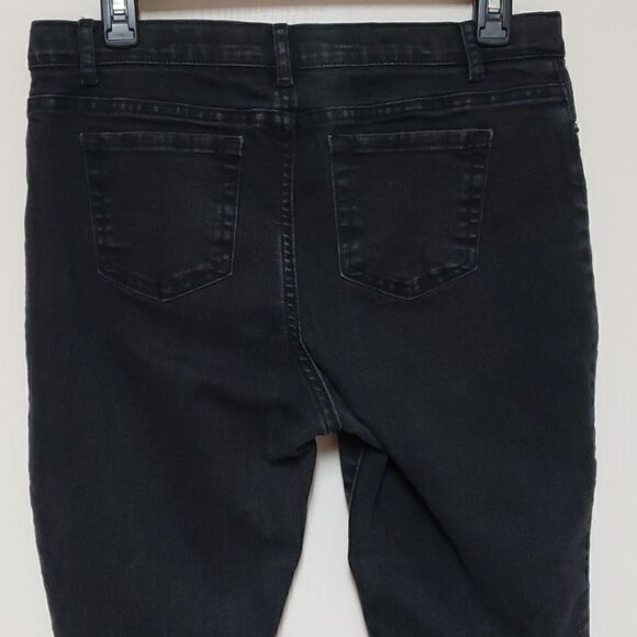 Place Black Jeans sz 18 Junior - Picture 8 of 9